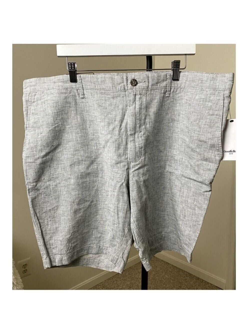 Goodfellow & Co. Gray The Every Wear Flat-Front Shorts - Size 42 (NWT)
